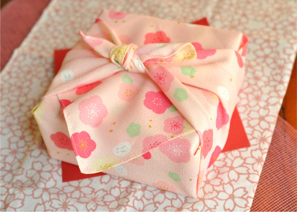 仙台駄菓⼦の⽟⼿箱／元祖仙臺駄菓子本舗 熊谷屋